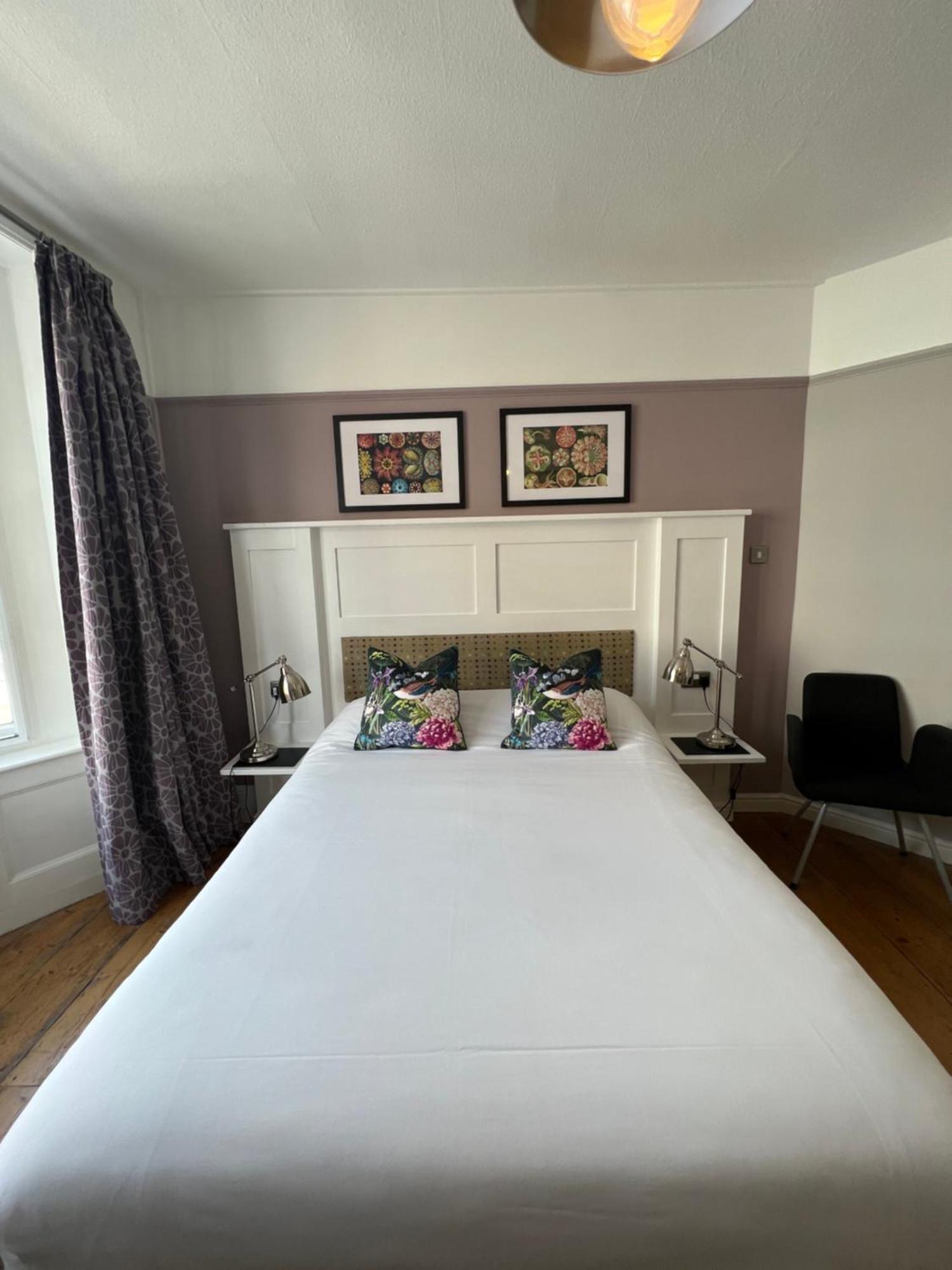 White Horse Bed & Breakfast Maldon Exterior photo